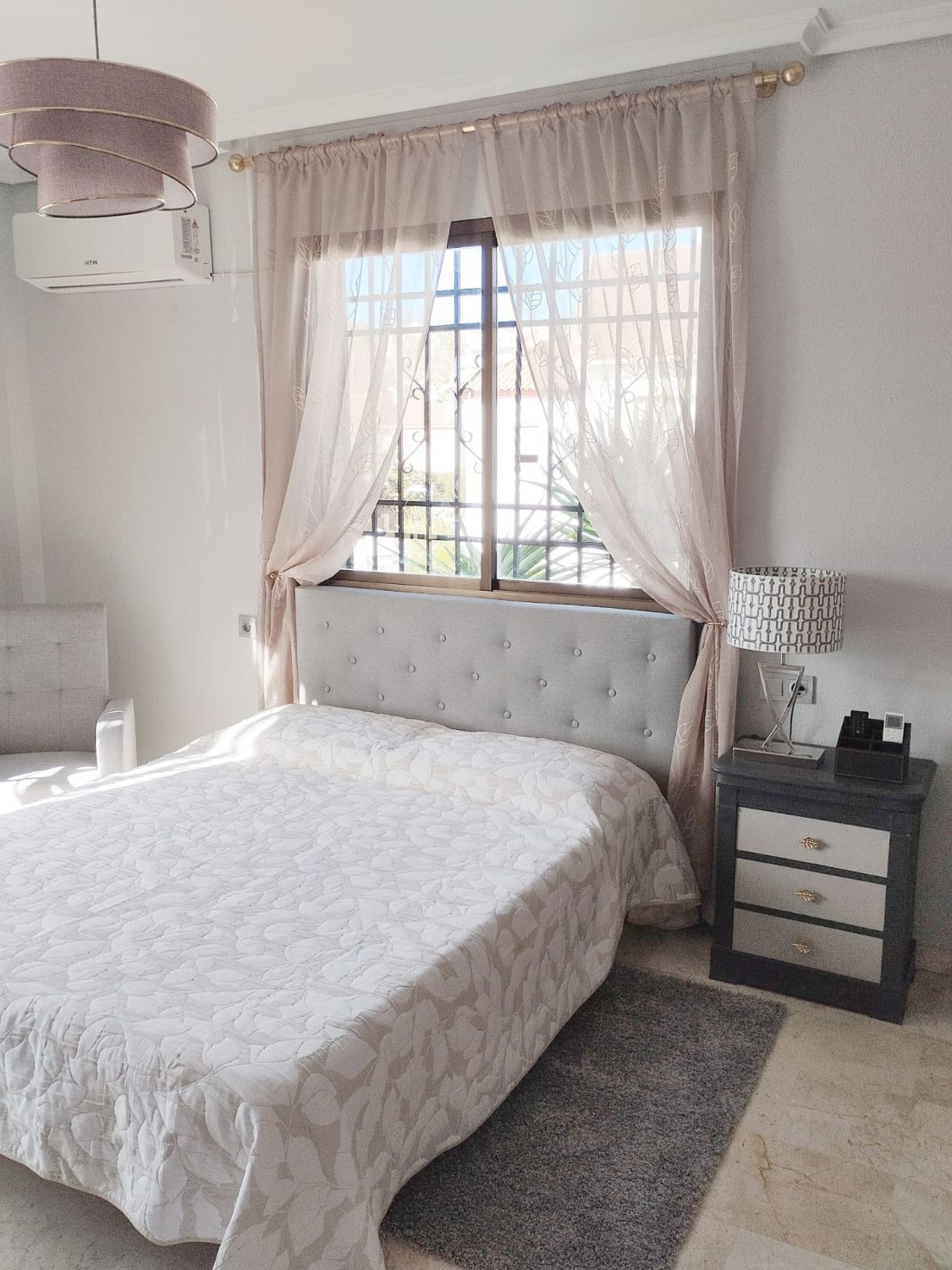 Dormitori de Casa o xalet en venda en  Córdoba Capital amb Aire condicionat