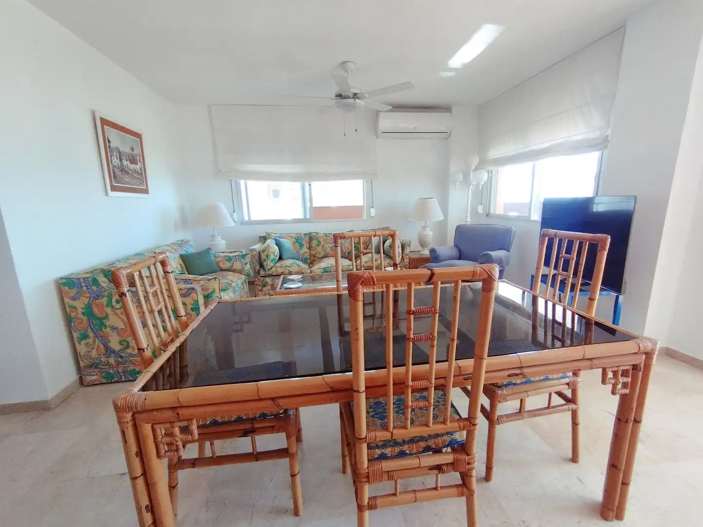 Comedor de Apartamento de alquiler en Fuengirola con Terraza