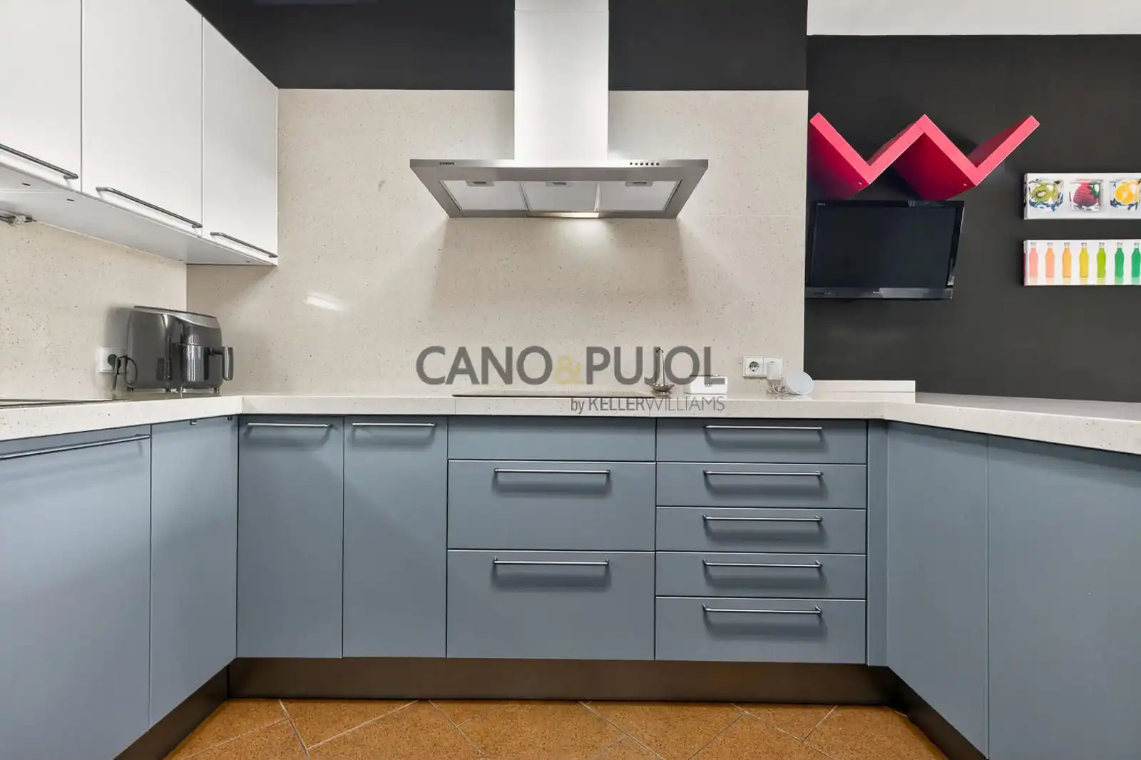 Kitchen of Houses for sale in Terrassa  with Air Conditioner, Heating and Terrace