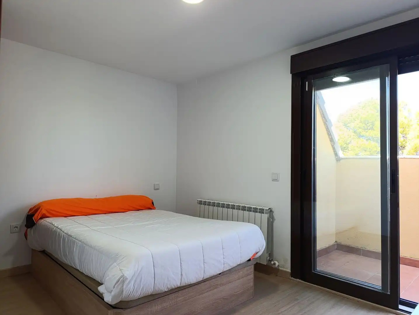 Dormitori de Dúplex en venda en Pozuelo de Calatrava amb Calefacció, Terrassa i Traster
