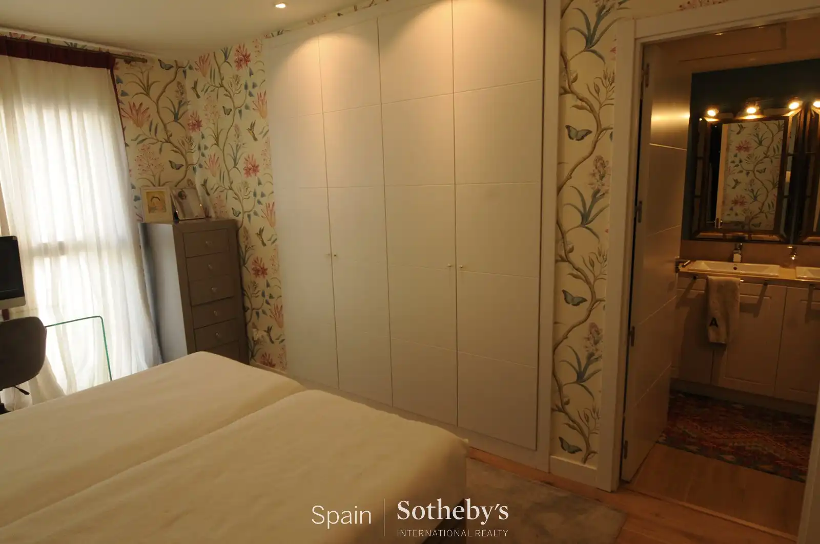 Habitación de Apartamento en venta en La Moraleja con Aire acondicionado, Terraza y Trastero