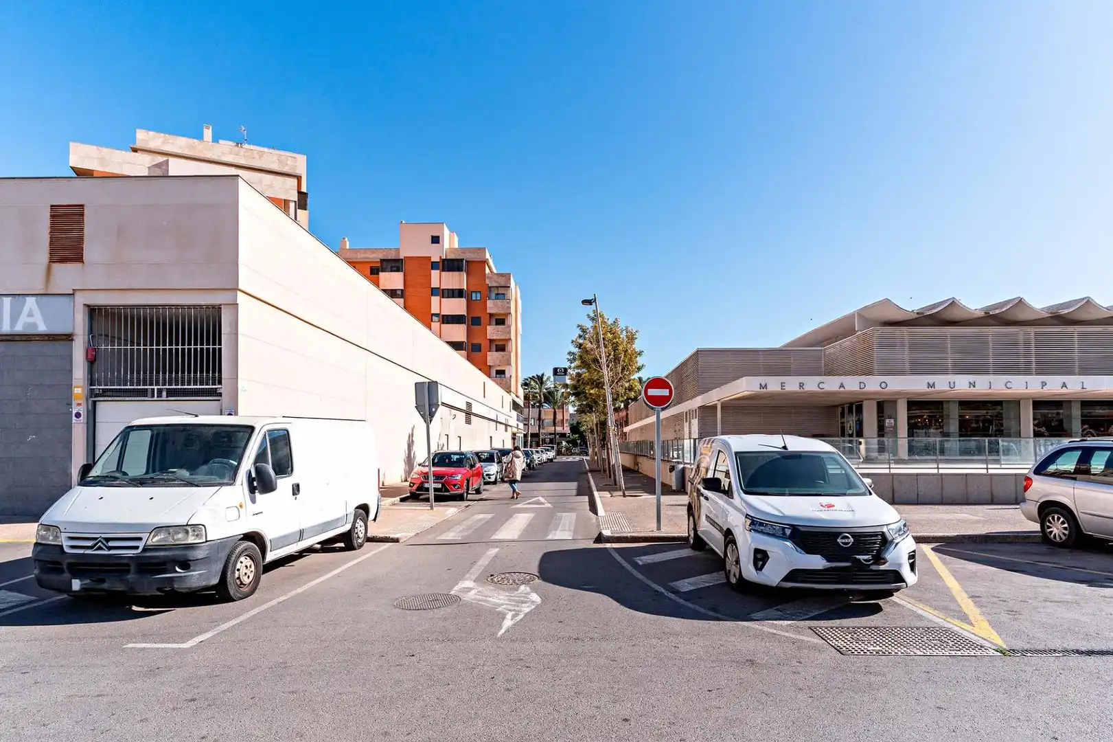 Exterior view of Flat for sale in Roquetas de Mar  with Air Conditioner, Heating and Furnished