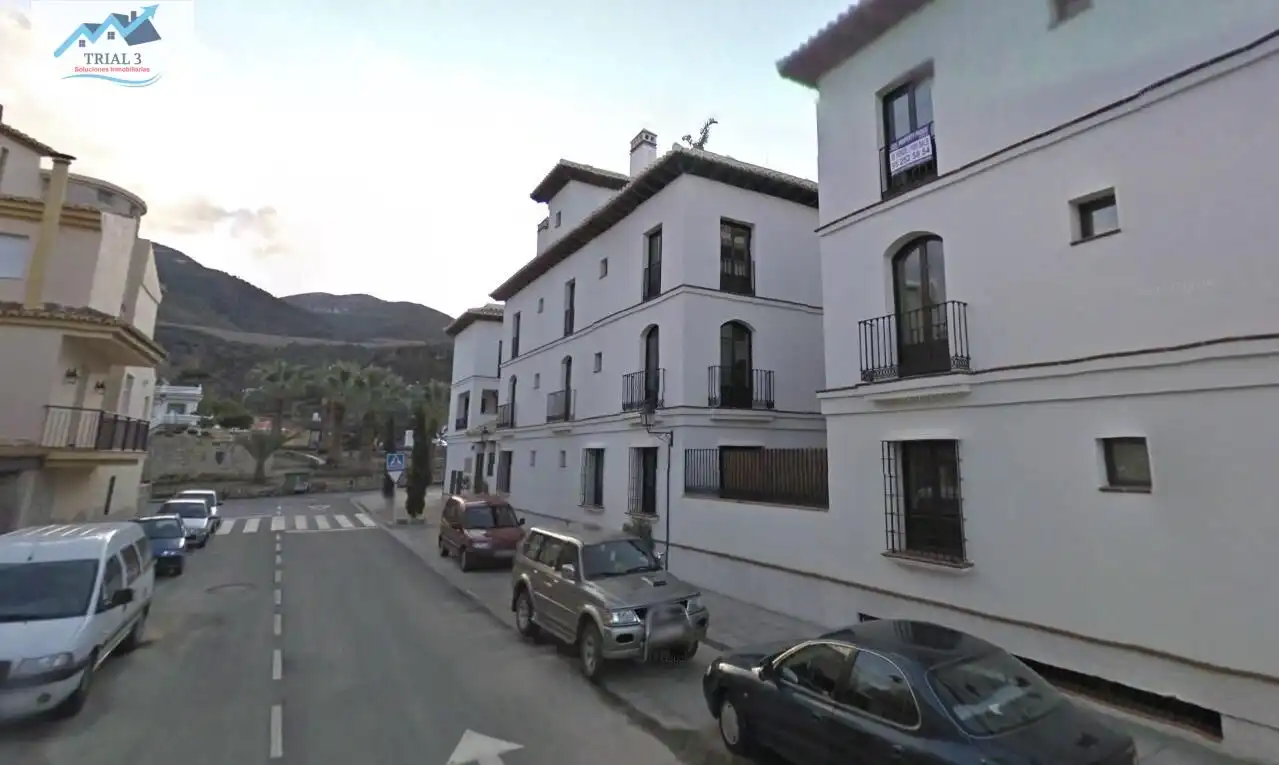 Vista exterior de Dúplex en venta en Vélez de Benaudalla con Piscina comunitaria