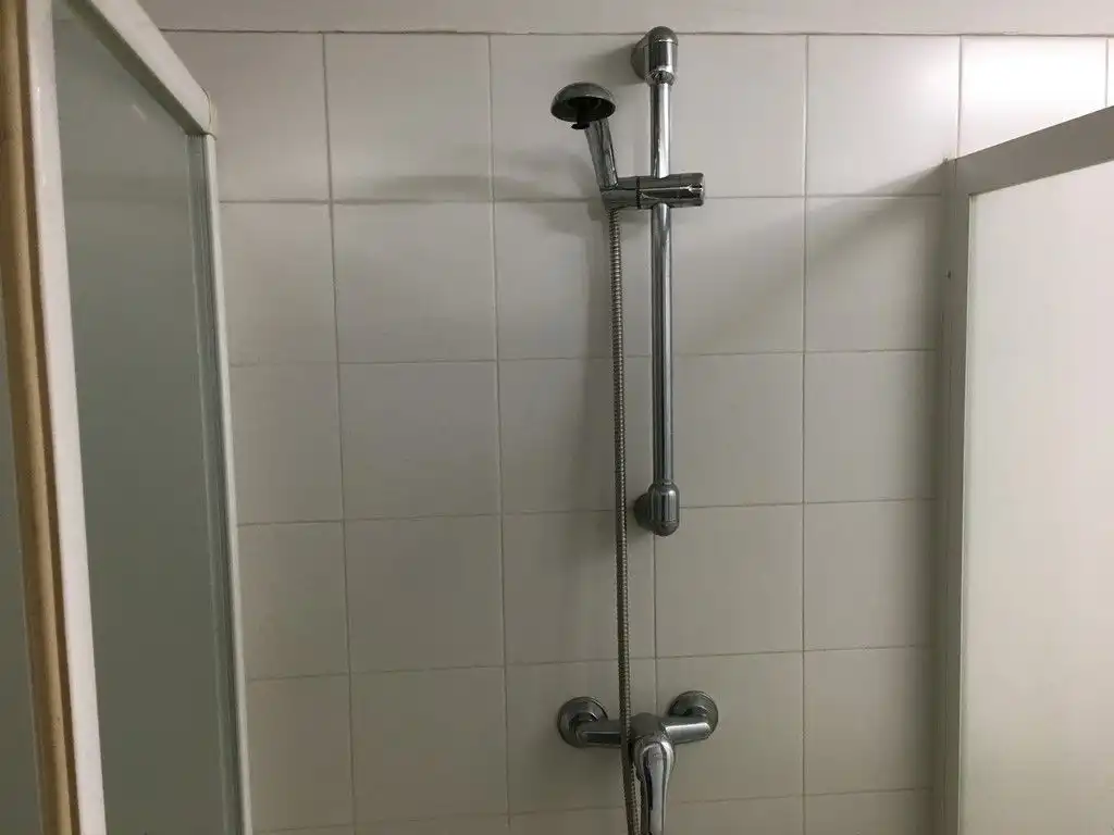 Bany de Nau industrial en venda en Santiago de Compostela 