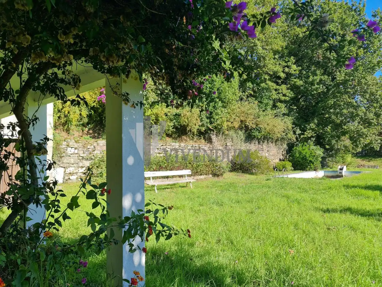 Jardín de Casa o chalet en venta en Redondela con Jardín privado, Trastero y Piscina
