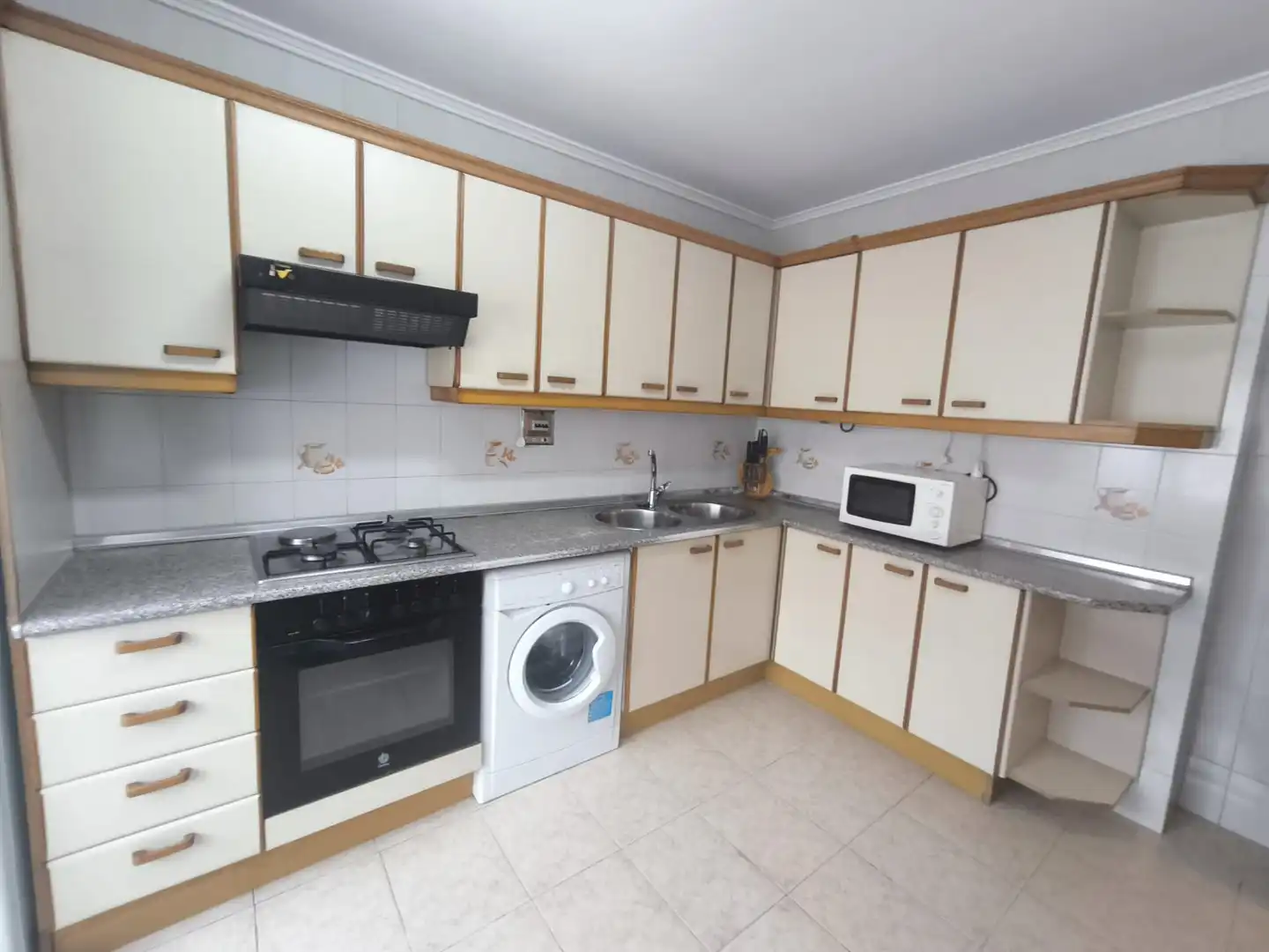 Cocina de Piso en venta en Barakaldo  con Amueblado