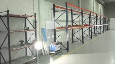 Foto 2 von Fabrikhallen zur Miete in Poble - Casc Antic, Castellar del Vallès