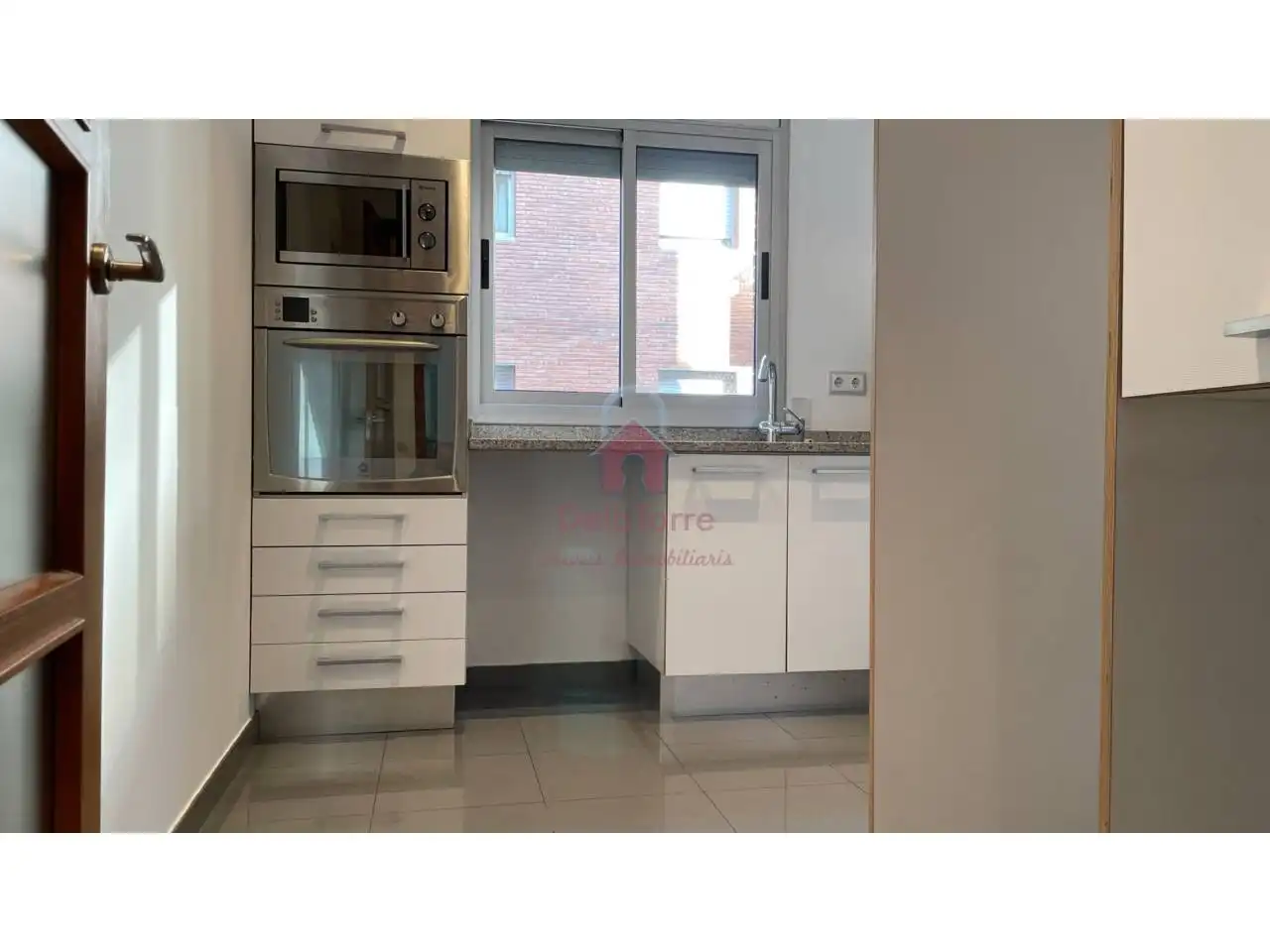Kitchen of Flat for sale in Terrassa  with Air Conditioner, Heating and Parquet flooring
