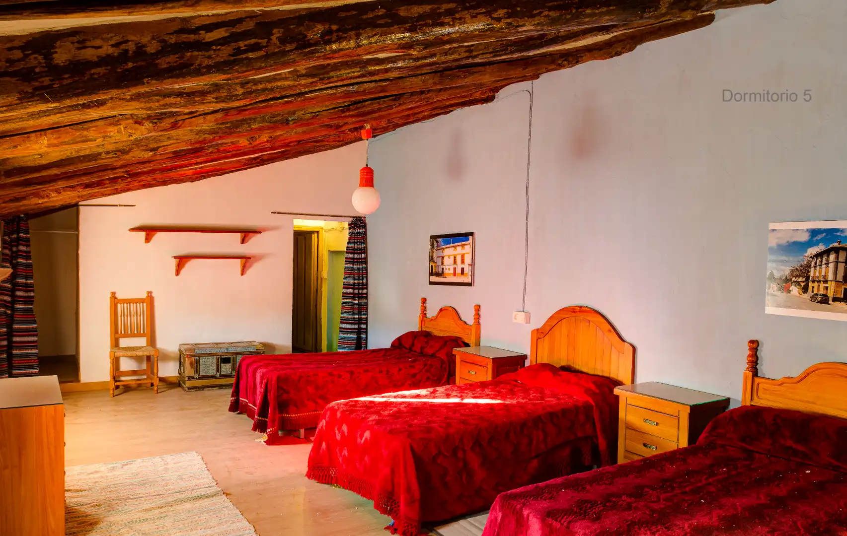Dormitori de Casa o xalet en venda en Cuevas del Campo amb Moblat, Forn i TV