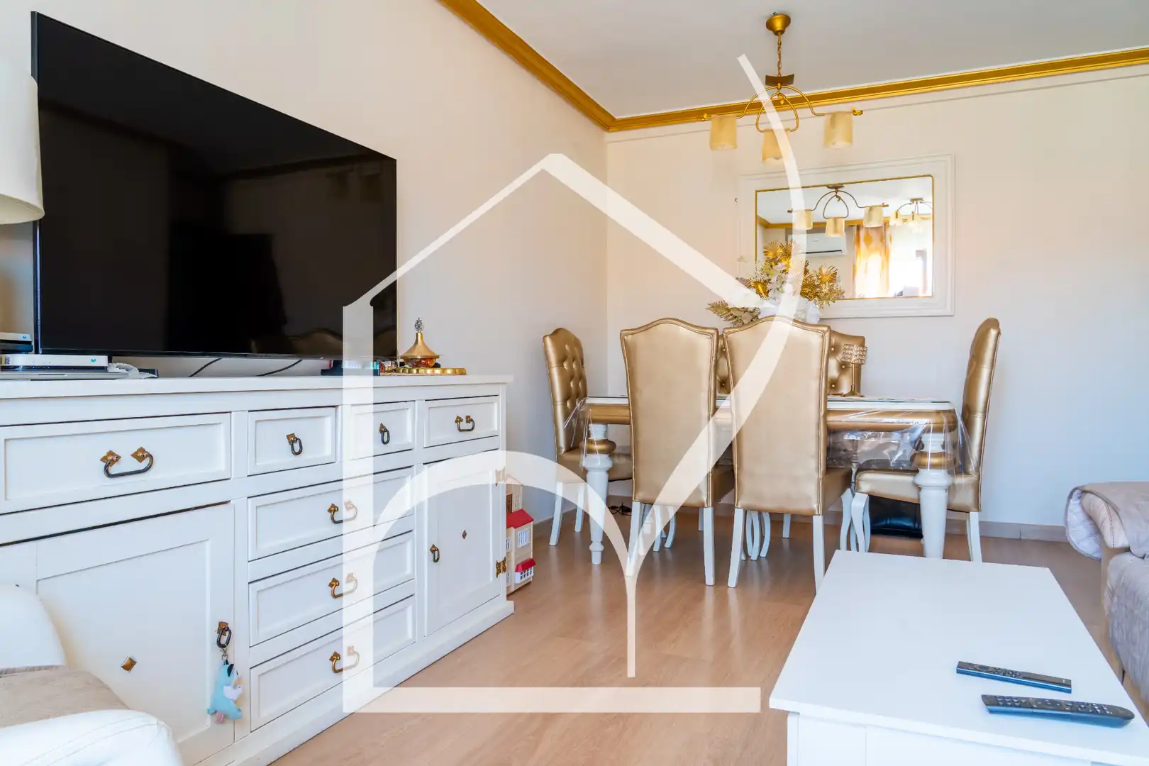 Wohnzimmer von Wohnung zum Verkauf in Salamanca mit Klimaanlage, Heizung und Möbliert