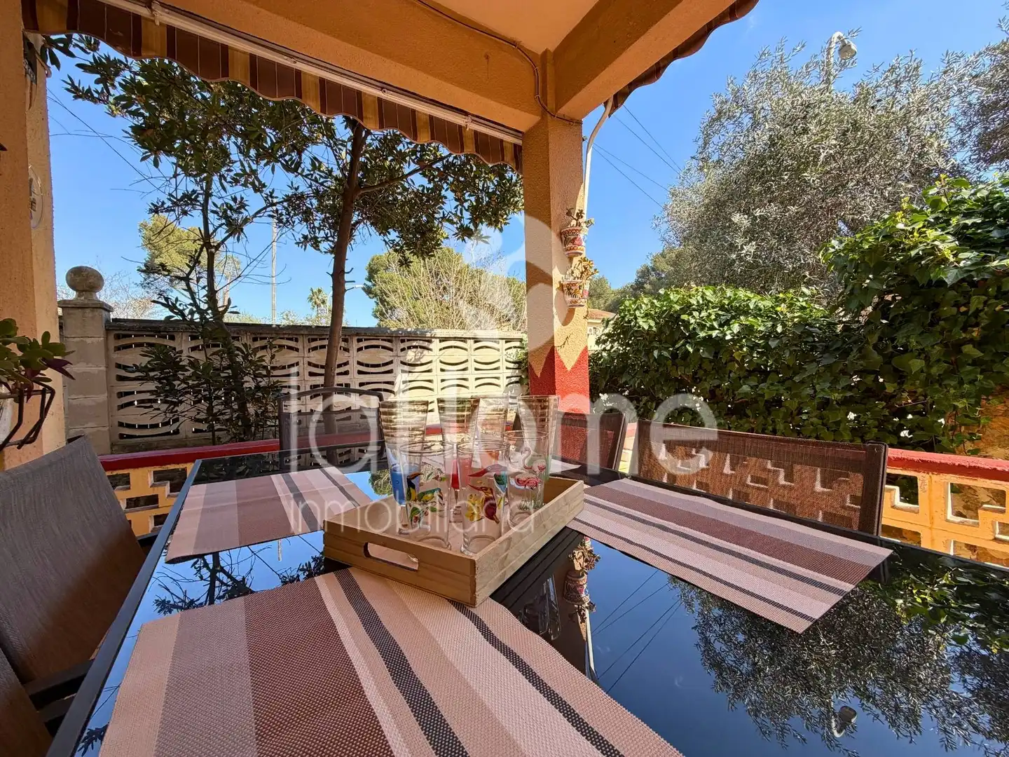 Terrasse von Haus oder Chalet zum Verkauf in Paterna mit Klimaanlage, Privatgarten und Terrasse