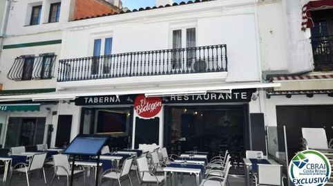 Local Restaurante en el centro de Roses