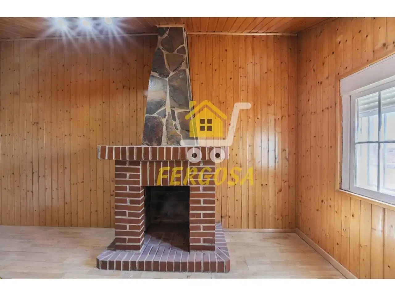 Casa adosada en venda en Las Ventas de Retamosa amb Jardí privat, Terrassa i Piscina