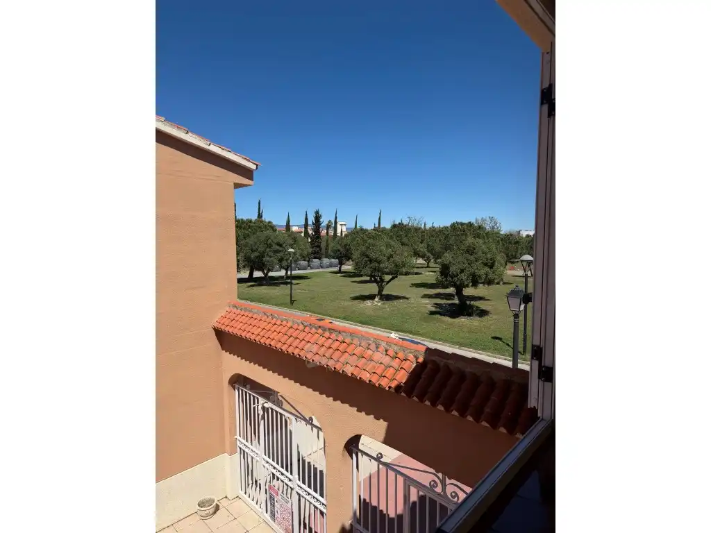 Vista exterior de Casa o xalet en venda en Cambrils amb Piscina comunitària