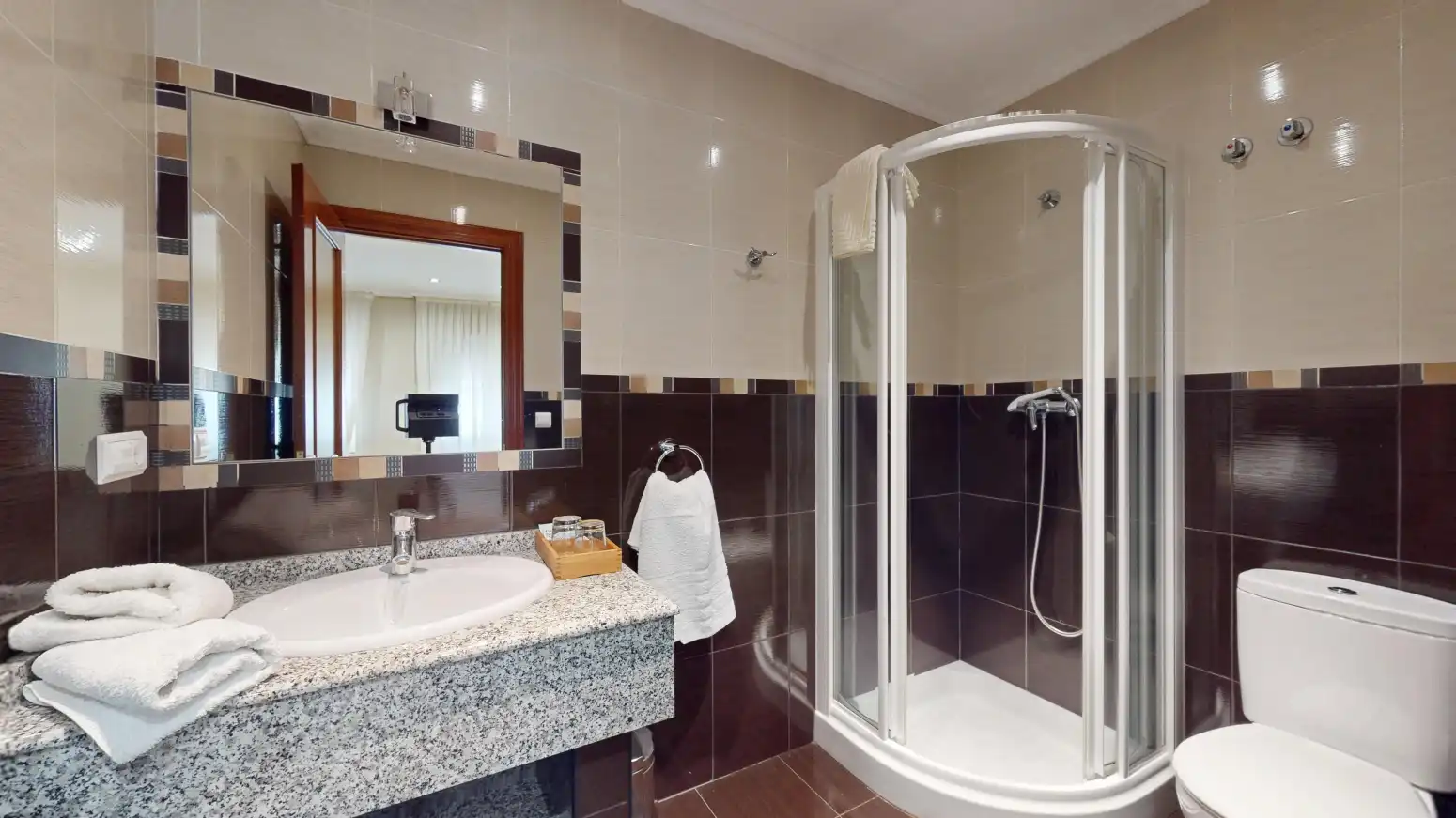Bathroom of Buildings for sale in Valdeolea