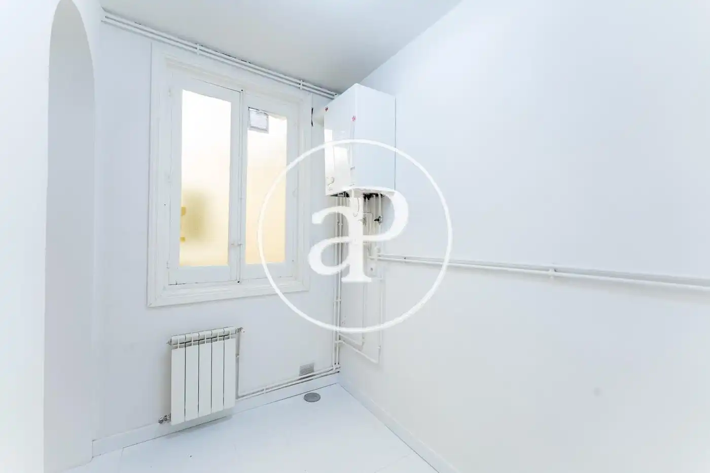 Bedroom of Flat for rent in Madrid  with Air Conditioner, Heating and Balcony