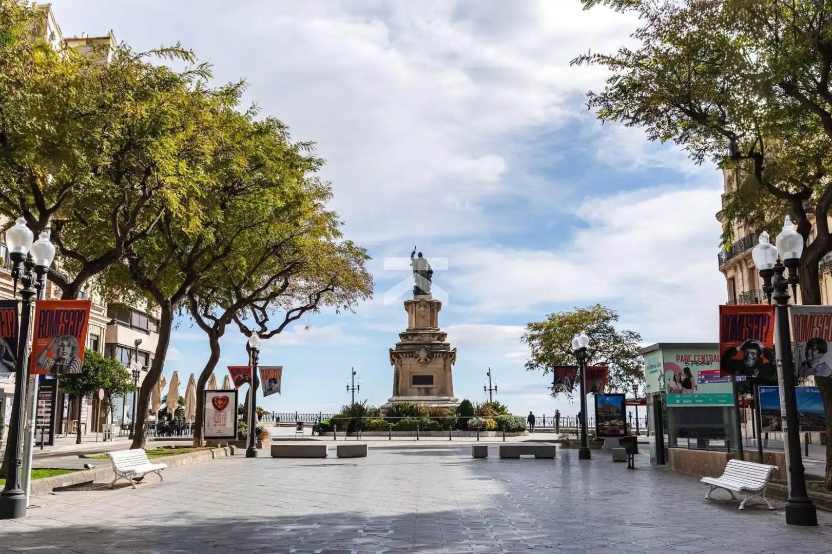 Vista exterior de Local de alquiler en  Tarragona Capital con Amueblado
