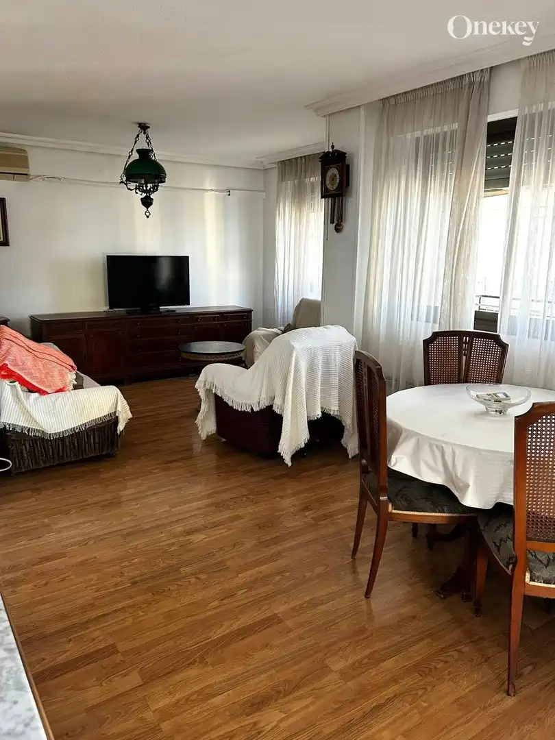 Sala d'estar de Pis per a compartir en Murcia amb Aire condicionat i Balcó