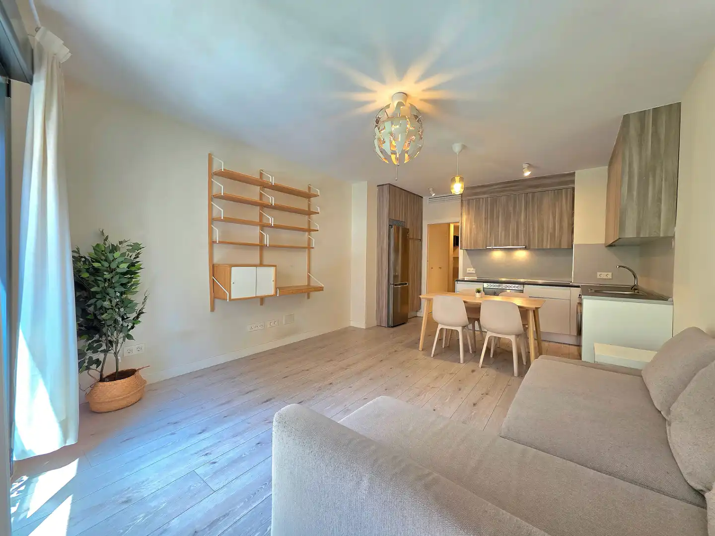 Appartement avec balcon à vendre à Calle de Fernando el Católico, imagen 3
