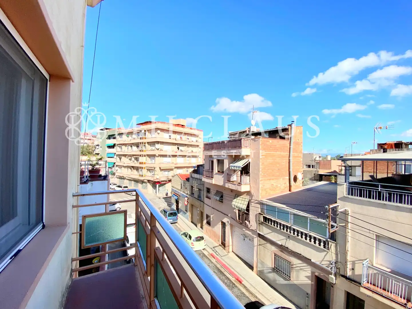 Vista exterior de Casa adosada en venda en Sabadell amb Aire condicionat, Calefacció i Terrassa