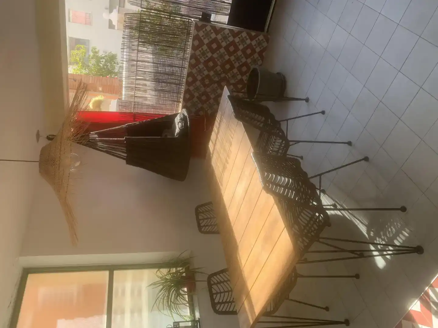 Terrassa de Planta baixa per a compartir en Caldes d'Estrac amb Aire condicionat, Parquet i Moblat