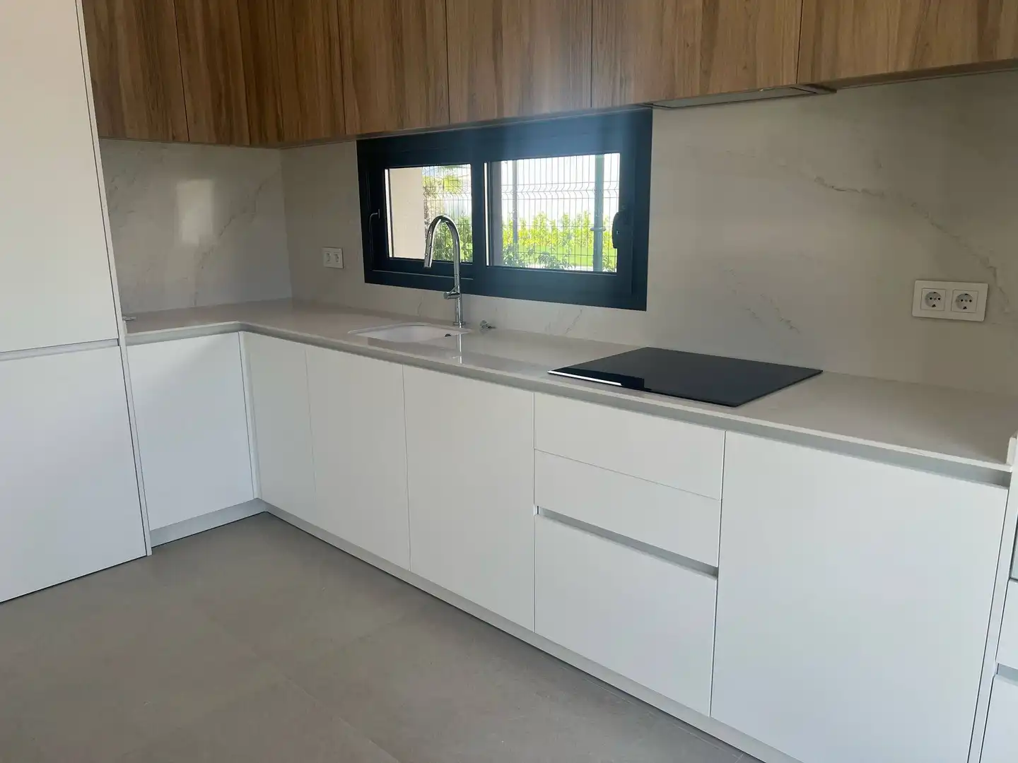 Kitchen of Detached homes for sale in Pilar de la Horadada  with Air Conditioner, Private garden and Terrace