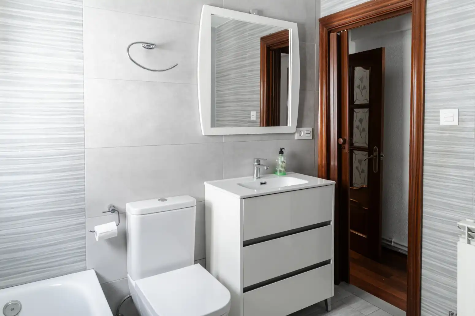 Baño de Piso en venta en Avilés con Calefacción