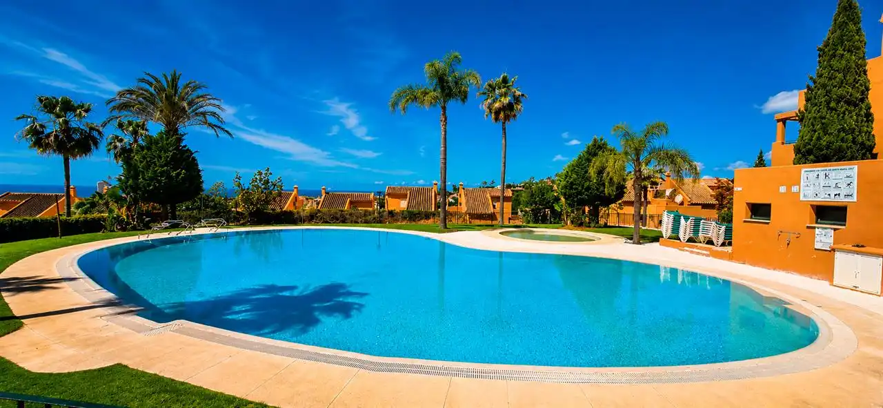 Piscina de Planta baixa de lloguer en Marbella amb Traster i Piscina