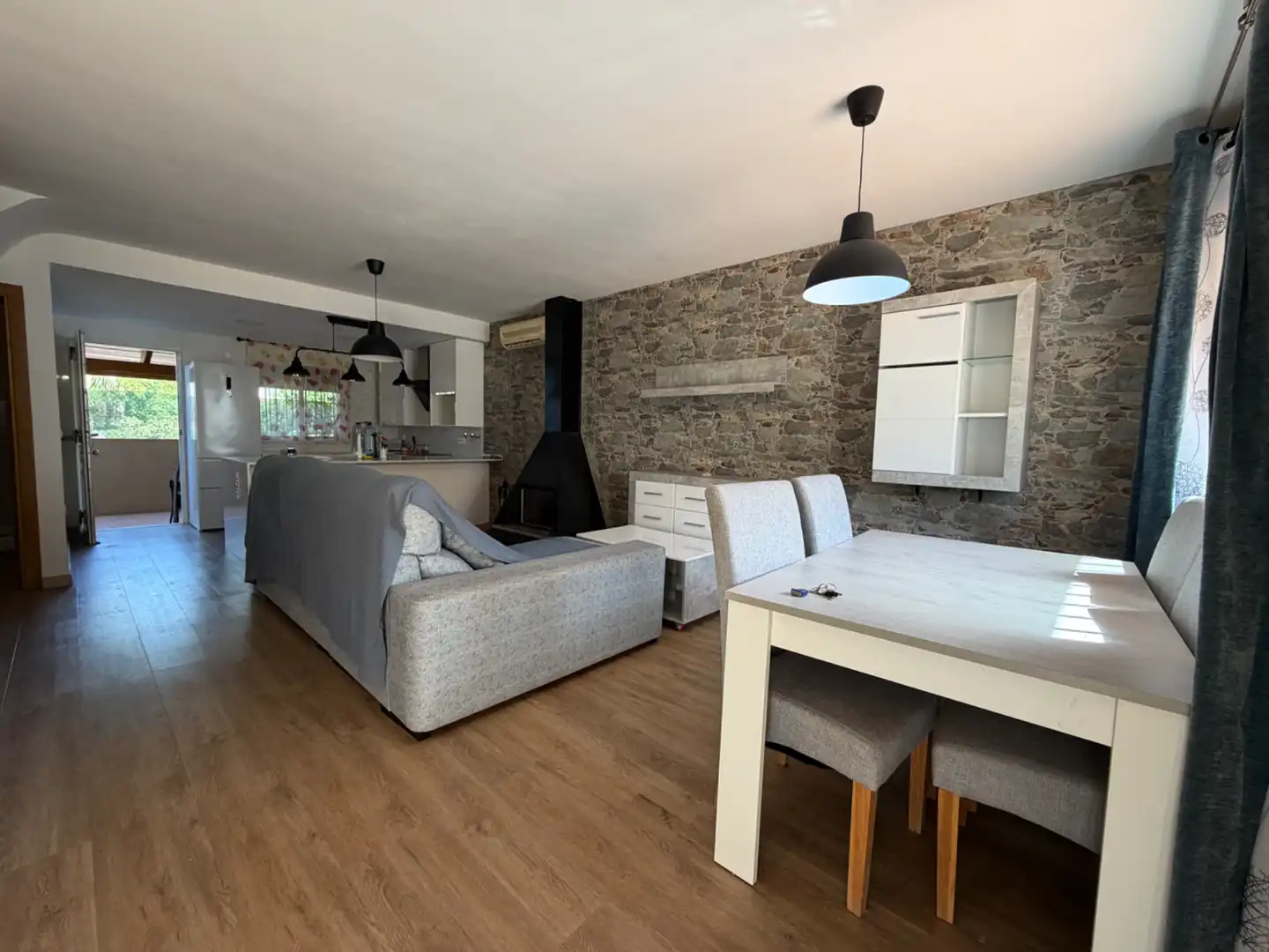 Living room of Detached homes for sale in Almazora / Almassora  with Air Conditioner, Parquet flooring and Terrace