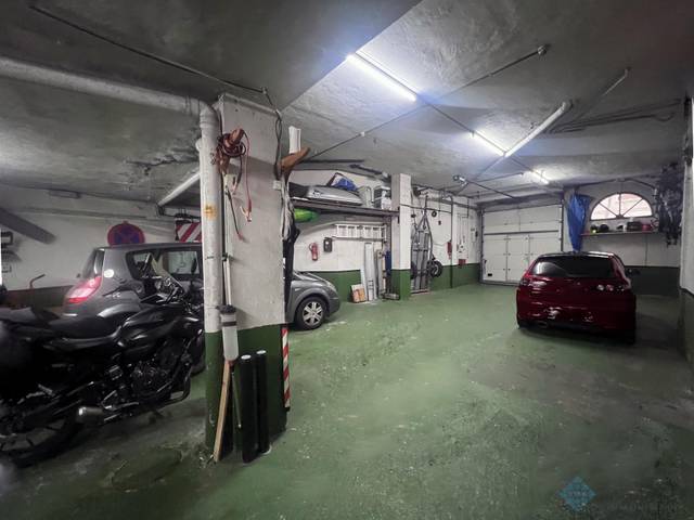 Garaje en Venta en URAZURRUTIA  en Bilbao la Vieja