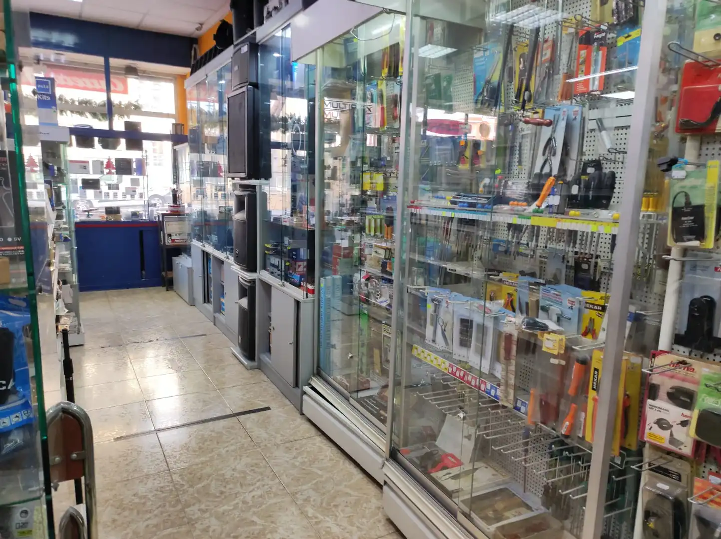Local comercial en venta en Ronda de San Torcuato, imagen 2