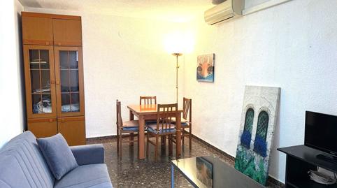 Foto 2 de Piso de alquiler en Serpis, Ciutat Jardí,  Valencia Capital