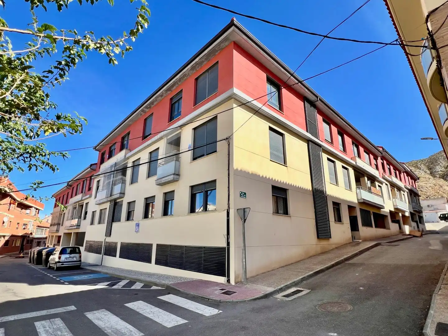 Exterior view of Flat for sale in Cadrete, Zaragoza