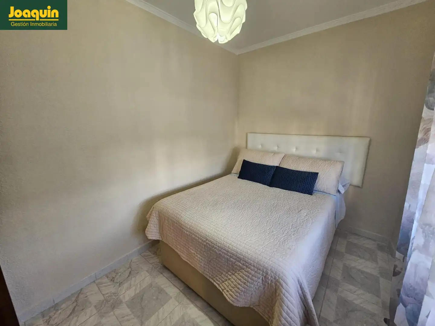 Bedroom of Flat for sale in Córdoba  with Air Conditioner and Terrace