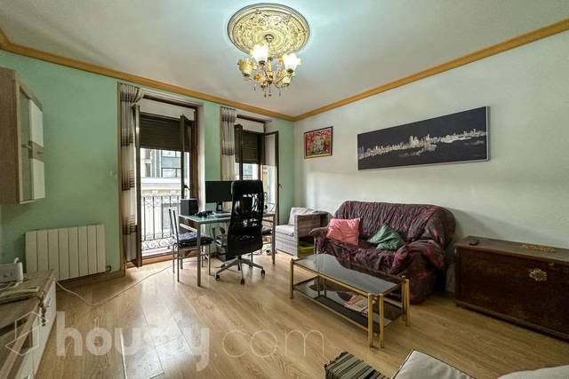 Piso en Venta en Cl. Tetuán, . en Sol