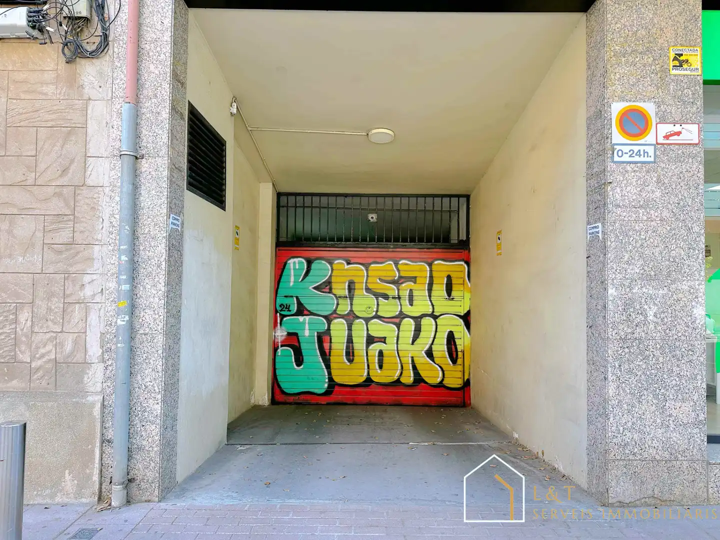 Individual en venta en Carrer de Vèlia