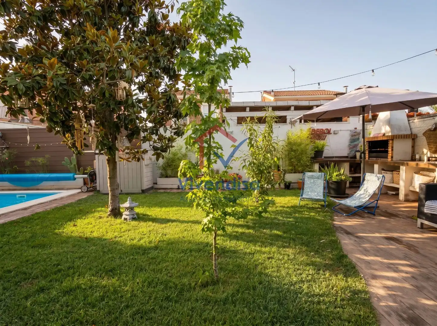 Jardí de Casa adosada en venda en Cabanillas del Campo amb Aire condicionat, Calefacció i Terrassa