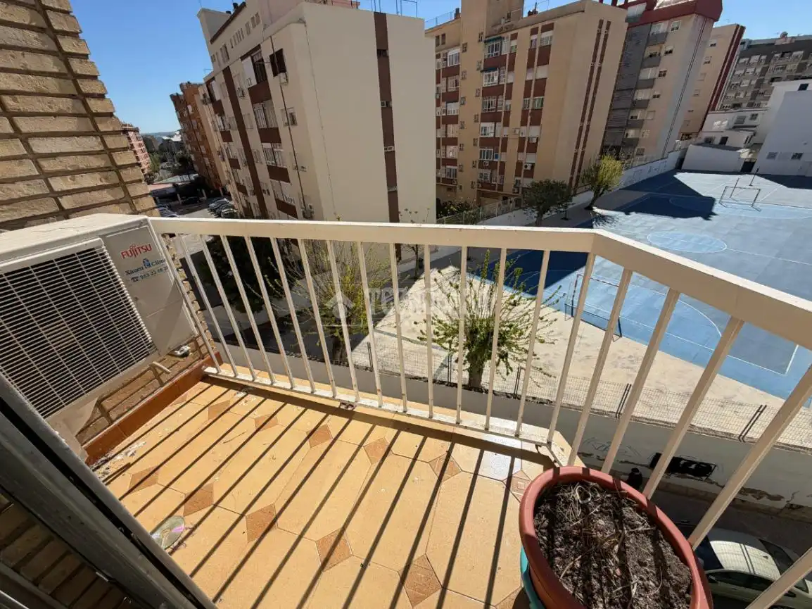 Terraza de Piso en venta en Jaén con Balcón
