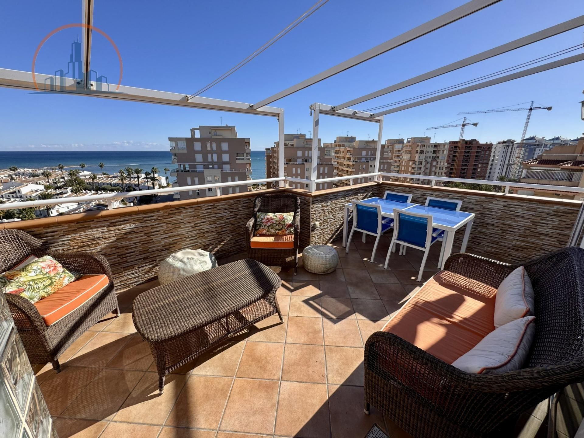 Attic for sale in Urbanizacion POLIGONO J  VENEZIOLA, Veneziola