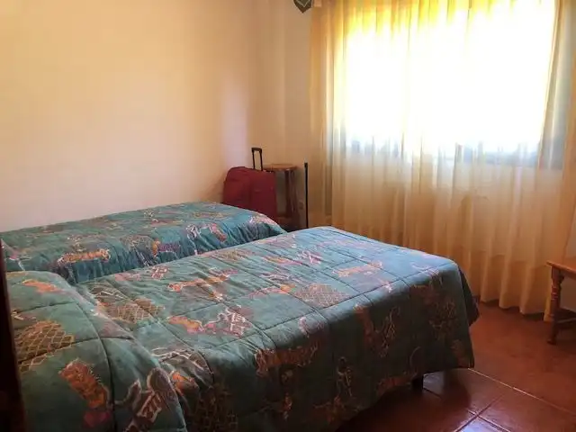 Habitación de Casa o chalet en venta en Llanera con Calefacción, Jardín privado y Parquet