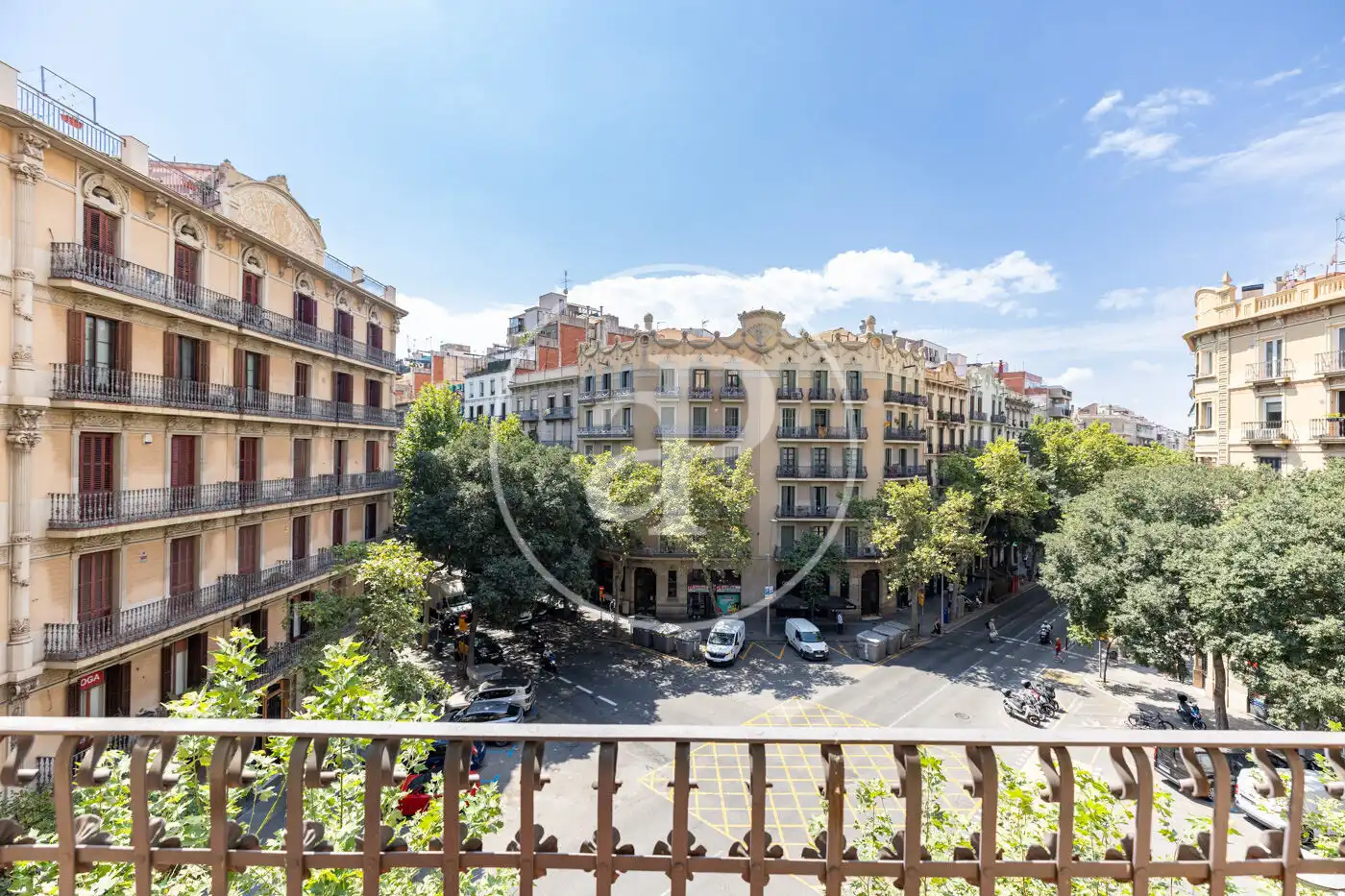 Vista exterior de Piso en venta en Barcelona con Aire acondicionado, Calefacción y Balcón