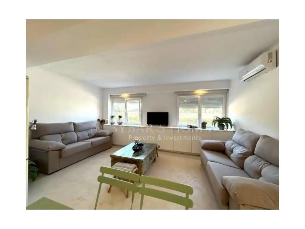 Wohnzimmer von Wohnung zum Verkauf in Dénia mit Klimaanlage, Privatgarten und Terrasse