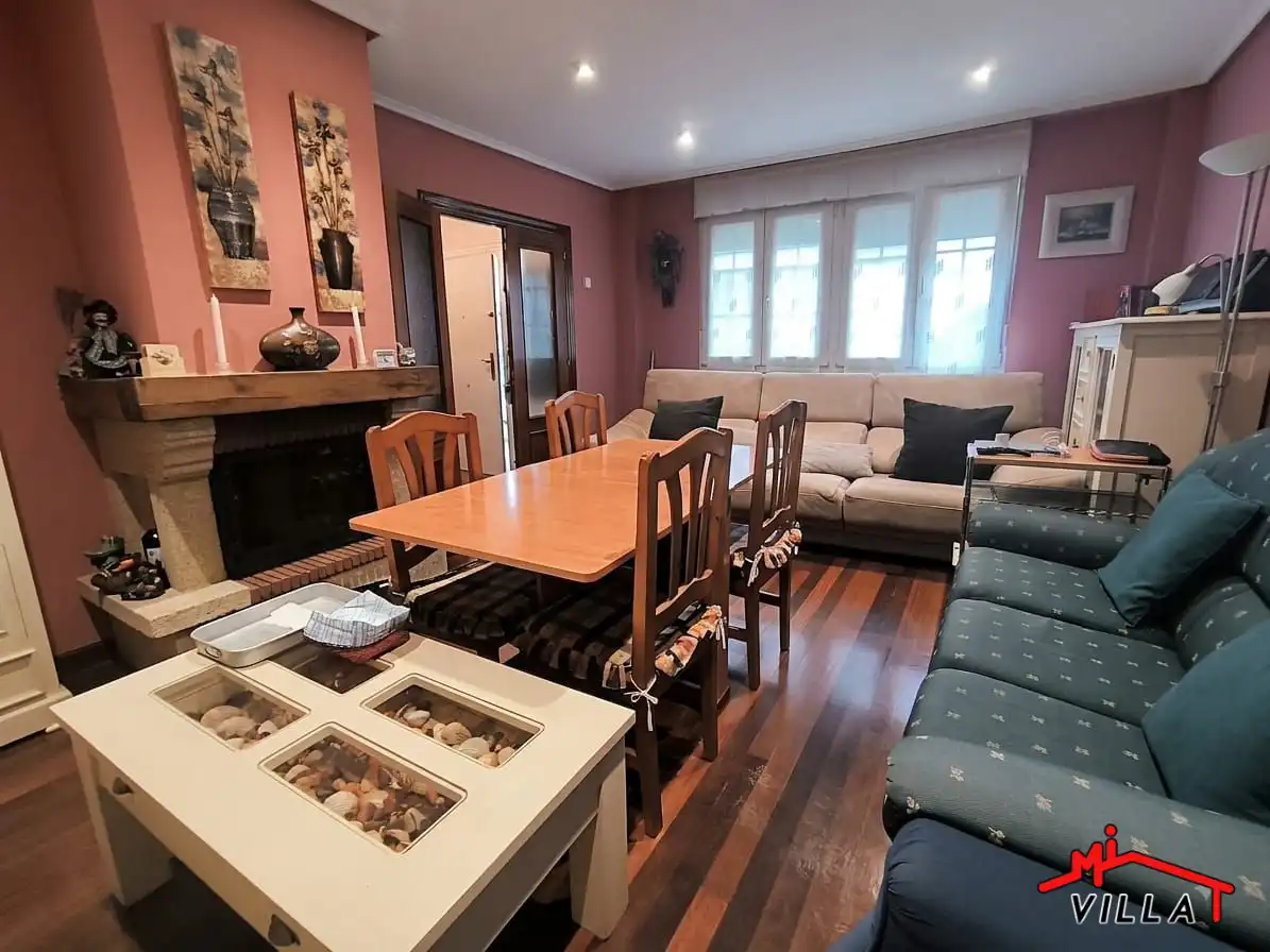 Comedor de Casa o chalet en venta en Voto con Calefacción, Terraza y Trastero