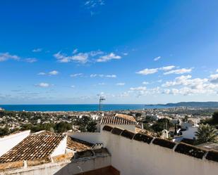 Vista exterior de Casa o xalet de lloguer en Jávea / Xàbia amb Aire condicionat, Calefacció i Jardí privat