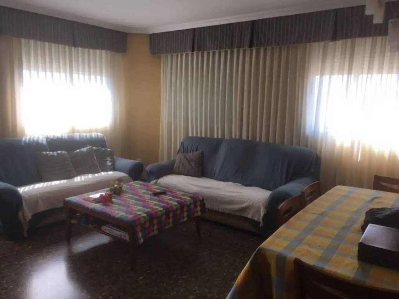 Flat with lift to rent in Oeste