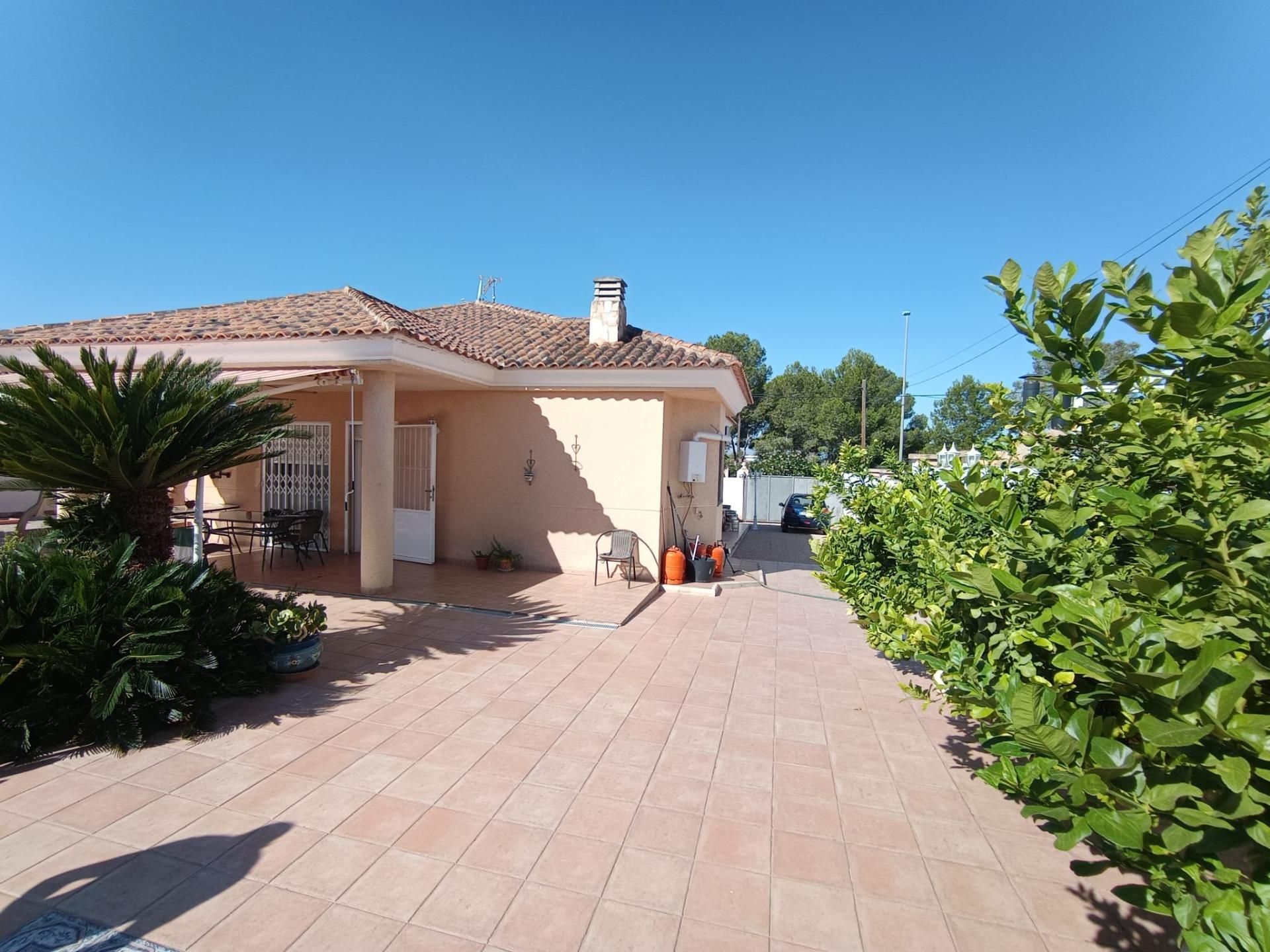 Vista exterior de Casa o xalet en venda en Molina de Segura amb Aire condicionat, Calefacció i Jardí privat