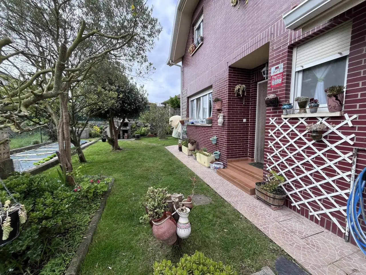Wohnung mit Garten zum Verkauf in Barrio el Faro, imagen 2