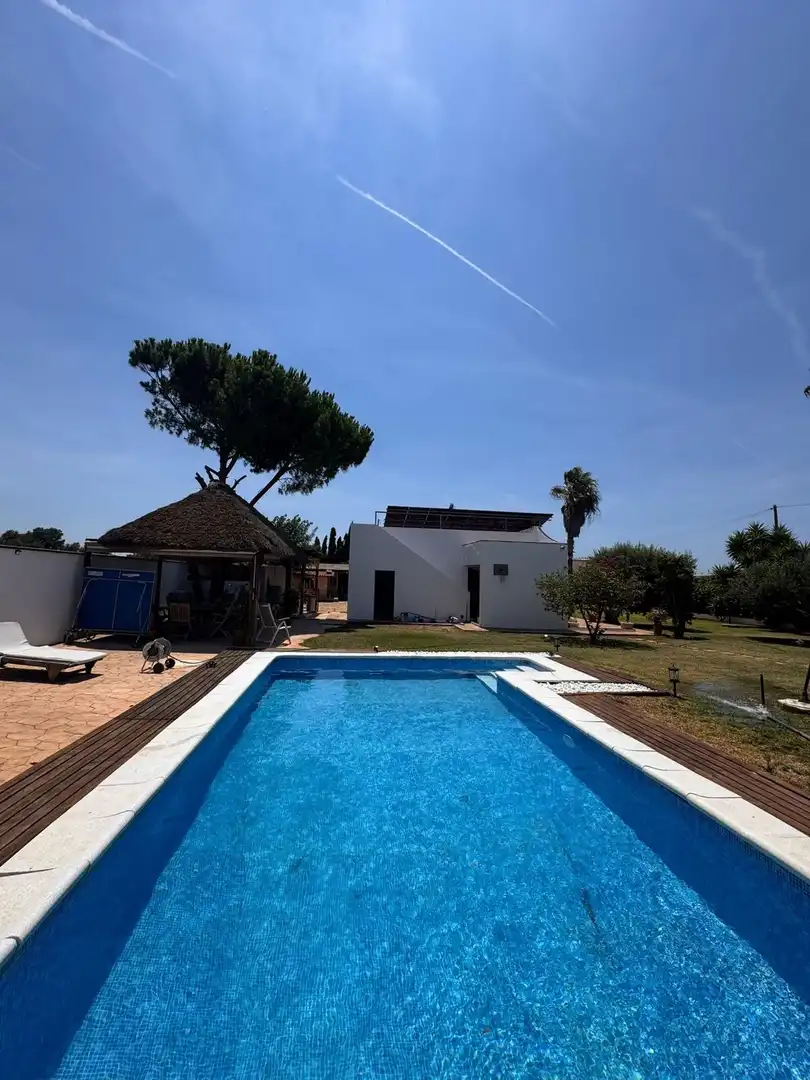 Jardín de Edificio en venta en Conil de la Frontera