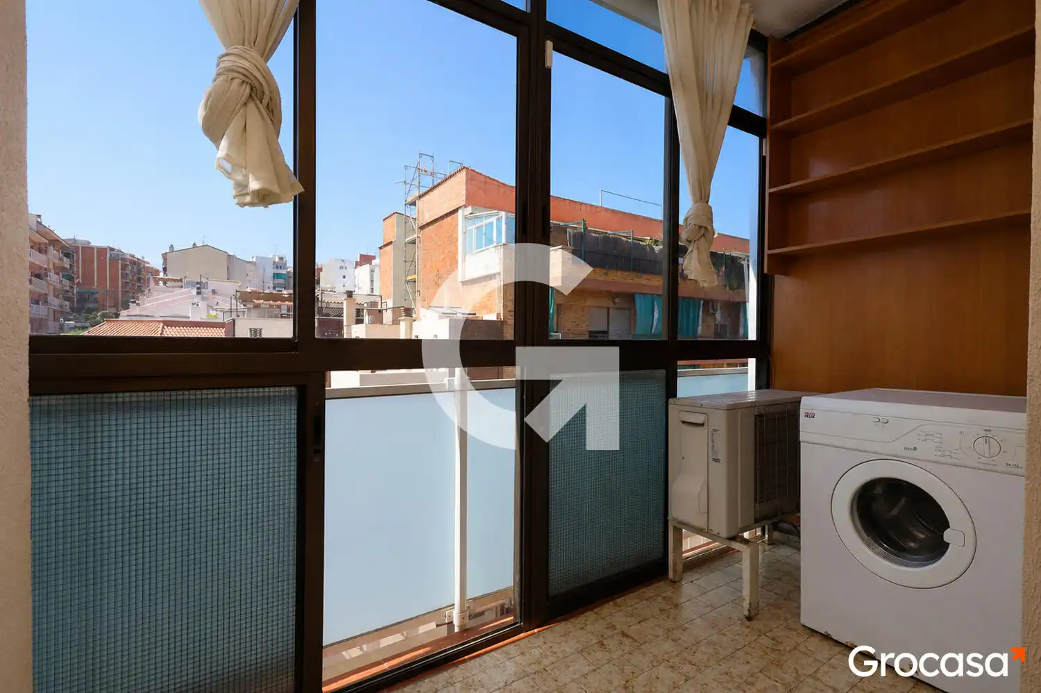 Terrassa de Pis en venda en Sant Boi de Llobregat amb Aire condicionat, Calefacció i Forn