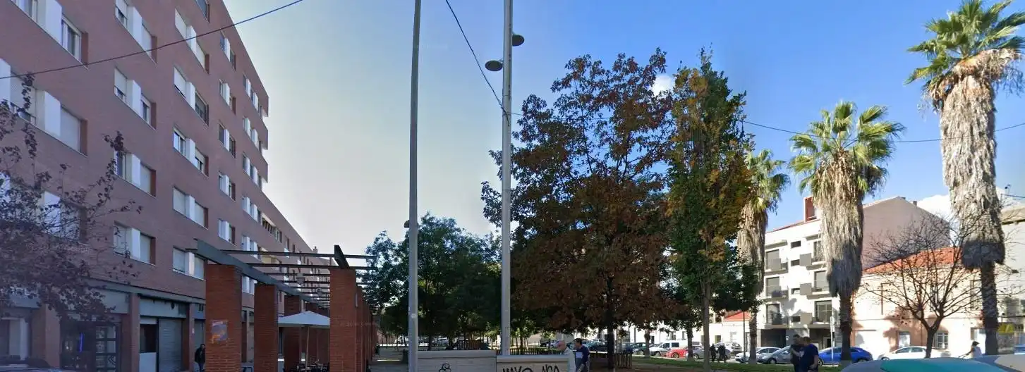 Piso con ascensor en venta en GIRONA